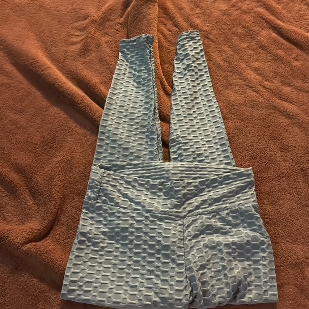Gray leggings